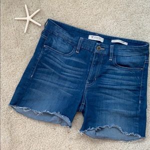 GUESS jean shorts ! Great condition mid rise